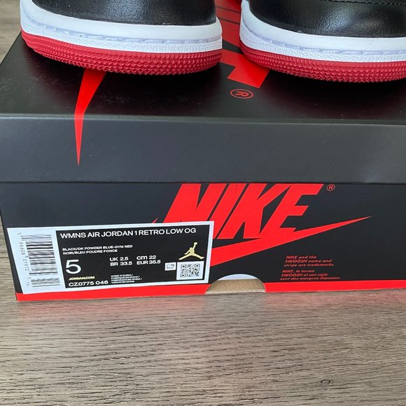 Wmns Air Jordan 1 Retro Low OG ‘NC to Chi’ Sz.5 - Picture 3 of 6